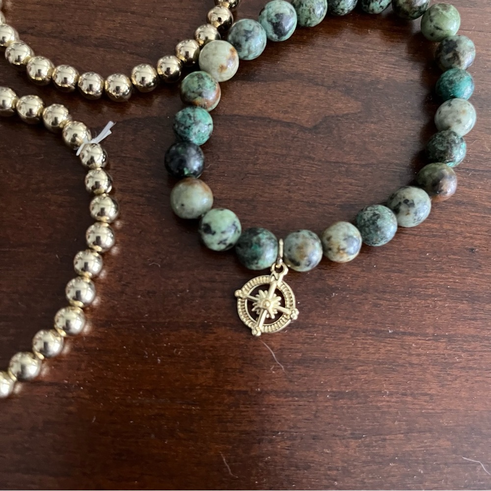 Bracelets - Picture 2 of 3